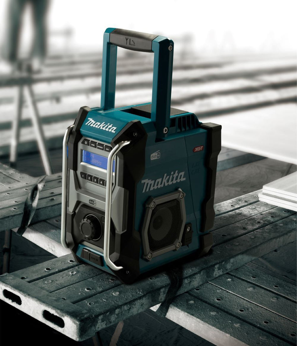 Makita Akku-Baustellenradio MR003GZ 12V max - 40V max ohne Akku & Ladegerät